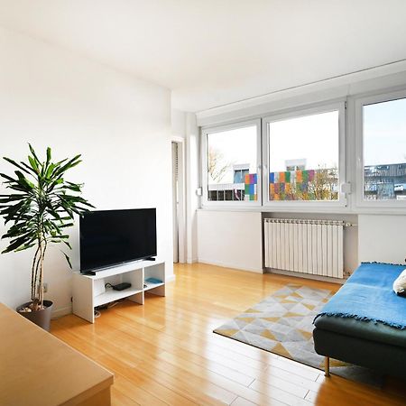 Cozy Donkey - Sporty Lake Apartment, Flexible Check-In, Netflix Zagreb Exterior photo